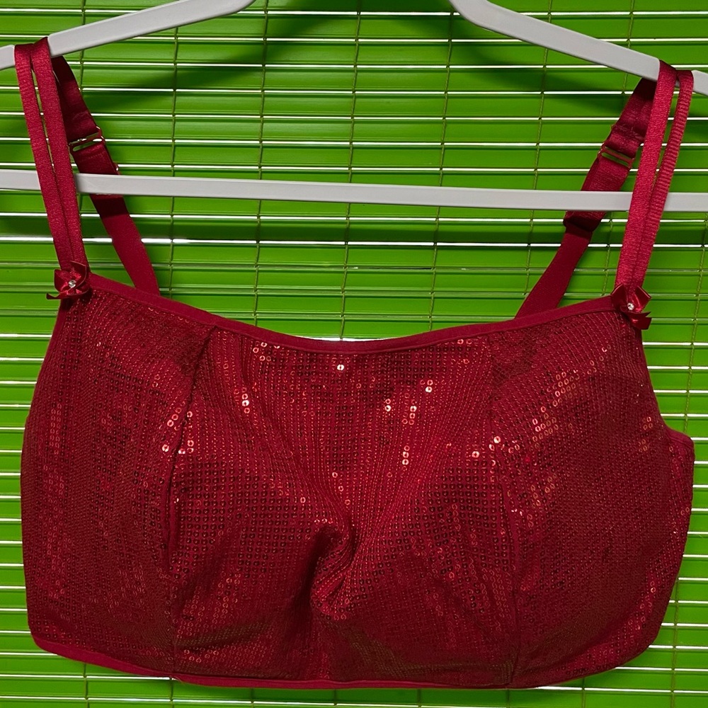 Cacique Red Sequin Bra Bralette 40DDD Holiday Festive Christmas Glamour